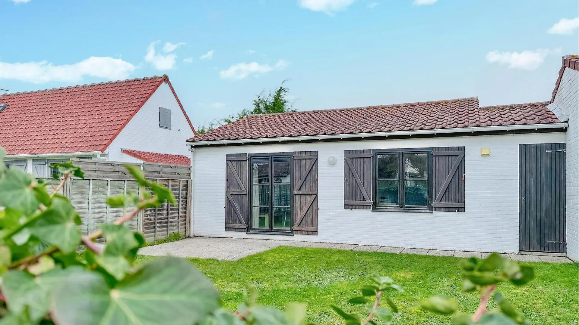 Nice Home In Bredene With Heated Swimming Pool