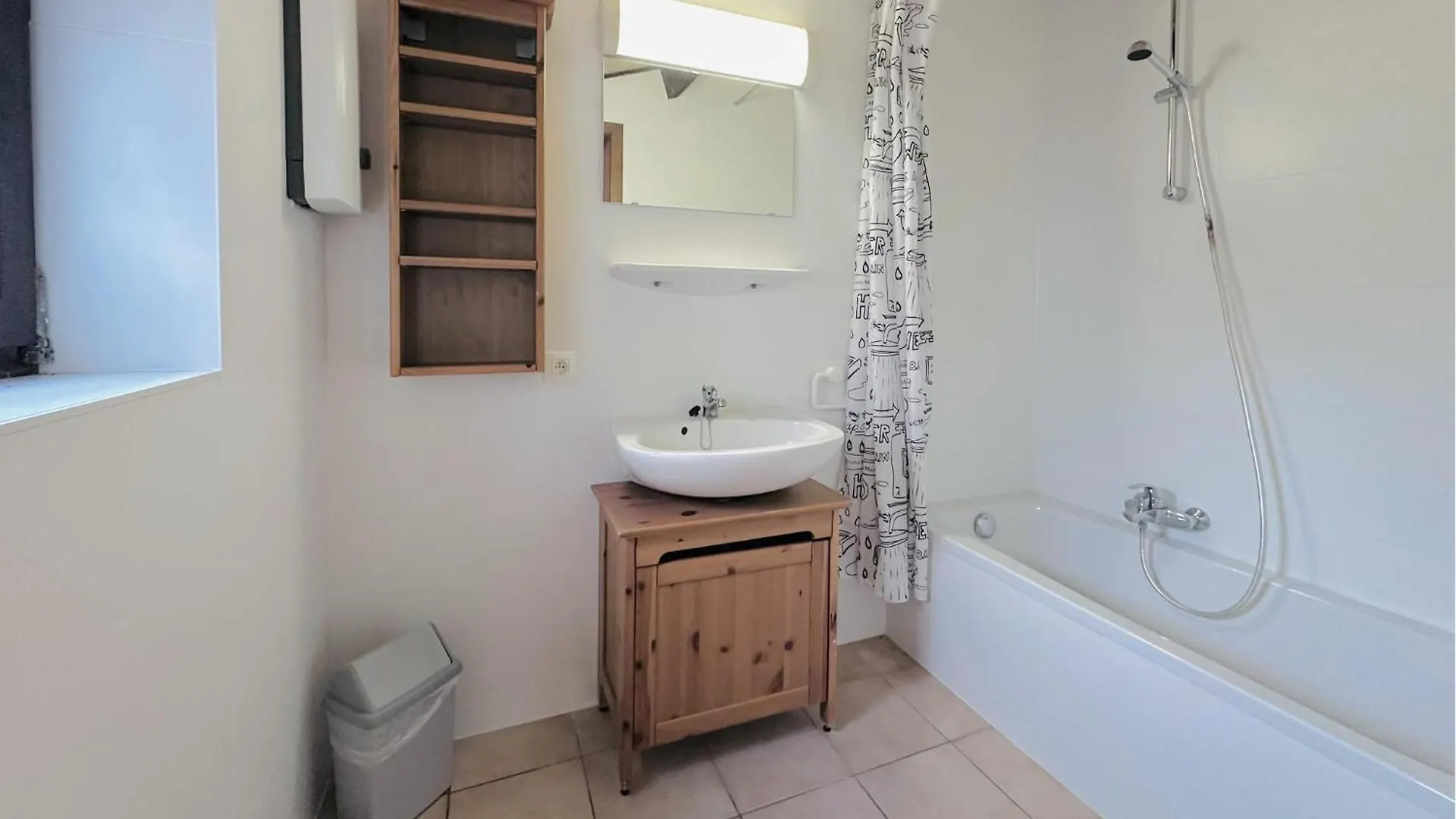 Holiday home Nice Home In Bredene With Heated Swimming Pool